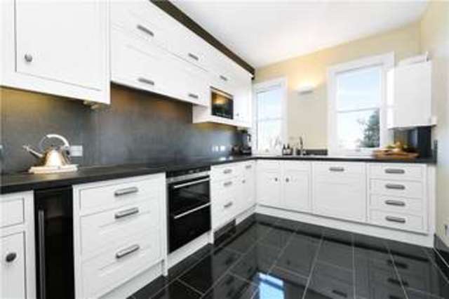  Image of 3 bedroom Flat for sale in West Grove London SE10 at 10-12 West Grove London Greenwich, SE10 8QT