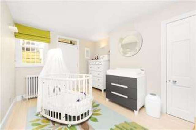  Image of 3 bedroom Flat for sale in West Grove London SE10 at 10-12 West Grove London Greenwich, SE10 8QT