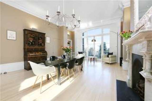  Image of 3 bedroom Flat for sale in West Grove London SE10 at 10-12 West Grove London Greenwich, SE10 8QT