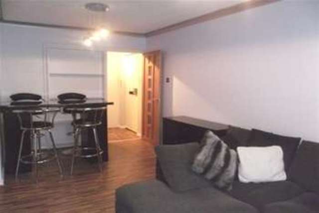  Image of 1 bedroom Flat to rent in Upper Edgeborough Road Guildford GU1 at Guildford, GU1 2BQ