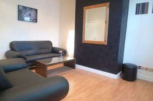  Image of 3 bedroom Terraced house to rent in Haddon Place Burley Leeds LS4 at Haddon Place Burley Leeds, LS4 2JU