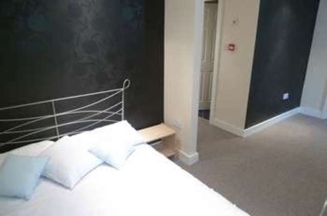  Image of 3 bedroom Terraced house to rent in Haddon Place Burley Leeds LS4 at Haddon Place Burley Leeds, LS4 2JU
