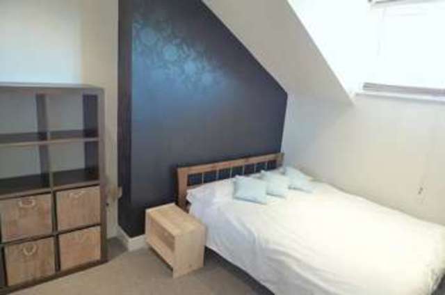  Image of 3 bedroom Terraced house to rent in Haddon Place Burley Leeds LS4 at Haddon Place Burley Leeds, LS4 2JU