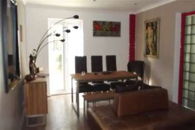  Image of 5 bedroom Detached house to rent in Hadrian Way Chilworth Southampton SO16 at Southampton, SO16 7HX