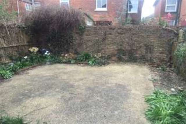  Image of 4 bedroom Detached house to rent in Harborough Road Shirley Southampton SO15 at Southampton, SO15 2FZ