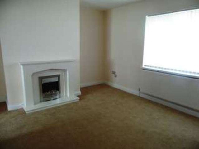  Image of 3 bedroom Semi-Detached house to rent in Harrow Crescent Houghton Le Spring DH4 at Harrow Crescent  Houghton Le Spring, DH4 7LL