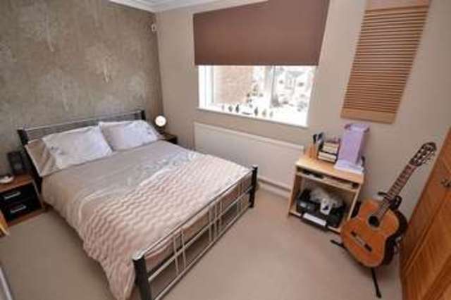  Image of 4 bedroom Detached house for sale in Harrow Road Leighton Buzzard LU7 at Harrow Road  Leighton Buzzard, LU7 4UF