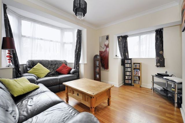  Image of 3 bedroom Detached house for sale in Haynes Road Worthing BN14 at Haynes Road  Worthing, BN14 7JY