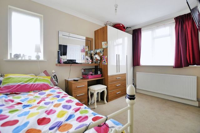  Image of 3 bedroom Detached house for sale in Haynes Road Worthing BN14 at Haynes Road  Worthing, BN14 7JY