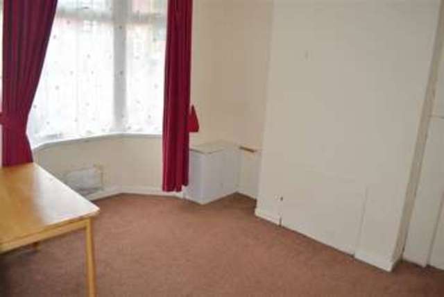  Image of 4 bedroom Terraced house to rent in Hellier Street Dudley DY2 at Hellier Street  Dudley, DY2 8RF