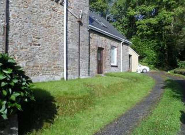  Image of 2 bedroom Flat to rent in Heol Y Plas Llannon Llanelli SA14 at Heol Y Plas Llannon Llanelli, SA14 6AD