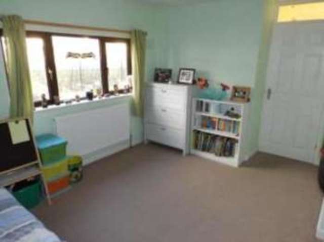  Image of 3 bedroom Terraced house for sale in Hewitt Street Stoke-on-Trent ST6 at Stoke-on-Trent Staffordshire Tunstall, ST6 6JX