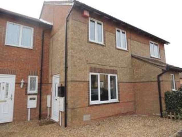  Image of 2 bedroom Terraced house for sale in Hexham Gardens Bletchley Milton Keynes MK3 at Hexham Gardens Bletchley Milton Keynes, MK3 5EX