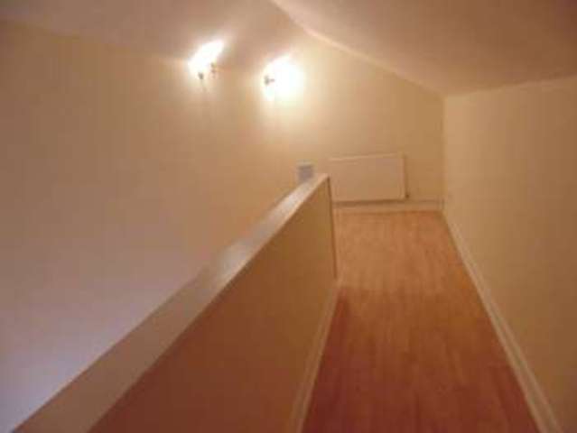  Image of 2 bedroom Flat to rent in High Street Rushden NN10 at Rushden Northatns Rushden, NN10 0PQ