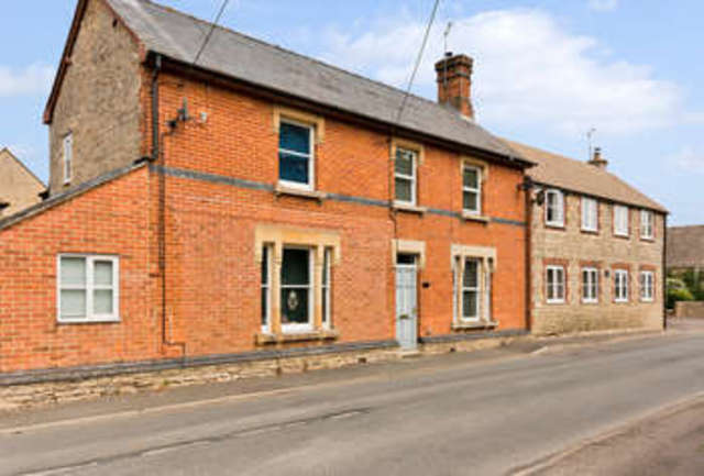  Image of 3 bedroom Cottage for sale in High Street Kempsford Fairford GL7 at Kempsford Kempsford, GL7 4EU
