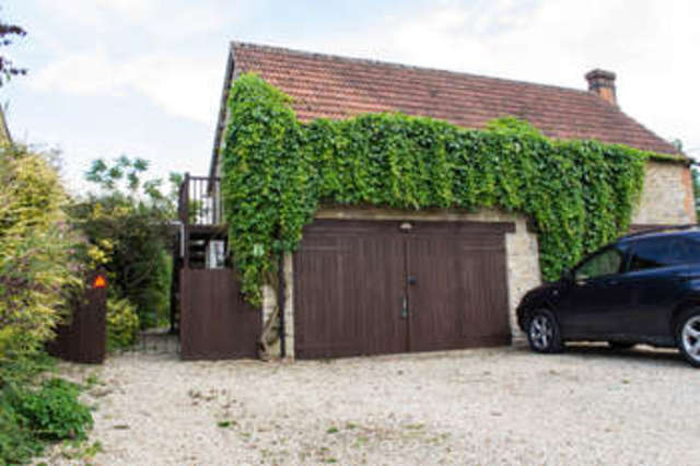  Image of 3 bedroom Cottage for sale in High Street Kempsford Fairford GL7 at Kempsford Kempsford, GL7 4EU