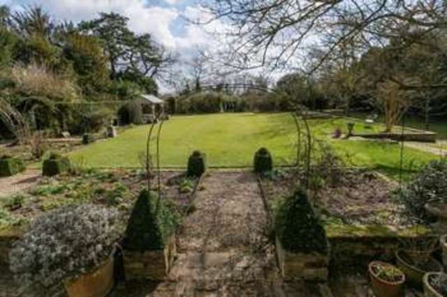  Image of 9 bedroom Detached house for sale in High Street Fincham King
