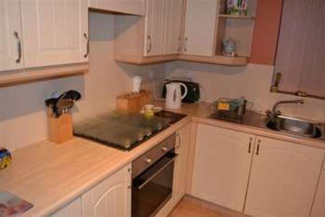  Image of 4 bedroom Semi-Detached house to rent in High Street Pensnett Brierley Hill DY5 at High Street  Pensnett, DY5 4DP