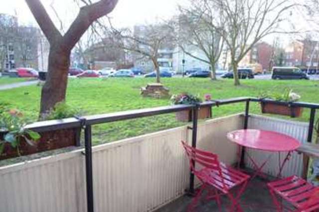  Image of 2 bedroom Flat for sale in Highbury Quadrant London N5 at Highbury Quadrant  London, N5 2UA