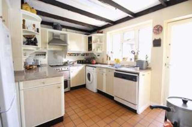  Image of 3 bedroom Detached house for sale in Hillary Road Farnham GU9 at Hillary Road  Farnham, GU9 8QX
