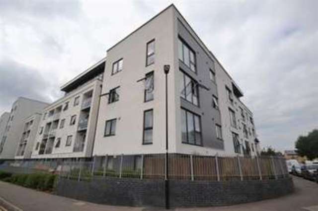  Image of 1 bedroom Flat to rent in Hillyfield London E17 at London, E17 6EQ