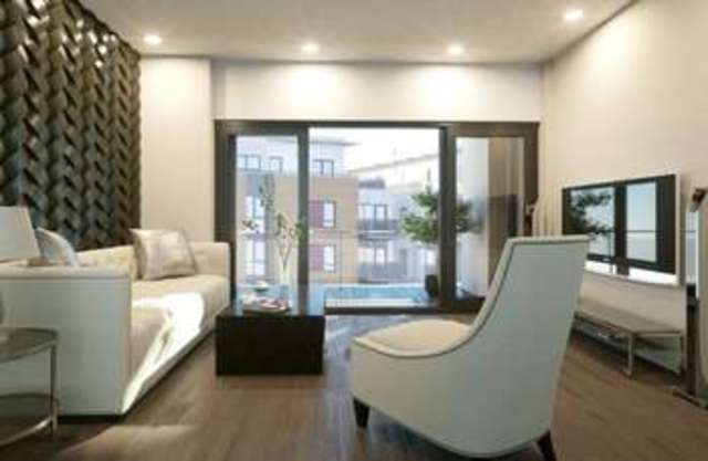  Image of 3 bedroom Flat for sale in Norman Road London SE10 at 30 Norman Road London Greenwich, SE10 9QX