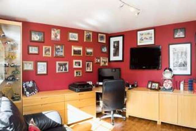  Image of 4 bedroom Detached house for sale in West Close Hoddesdon EN11 at West Close  Hoddesdon, EN11 9DA