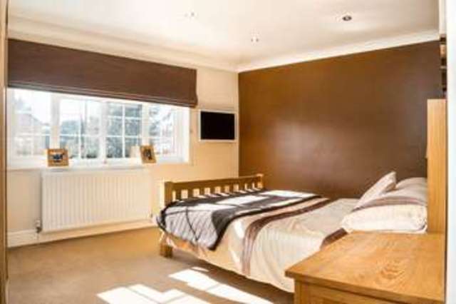  Image of 4 bedroom Detached house for sale in West Close Hoddesdon EN11 at West Close  Hoddesdon, EN11 9DA