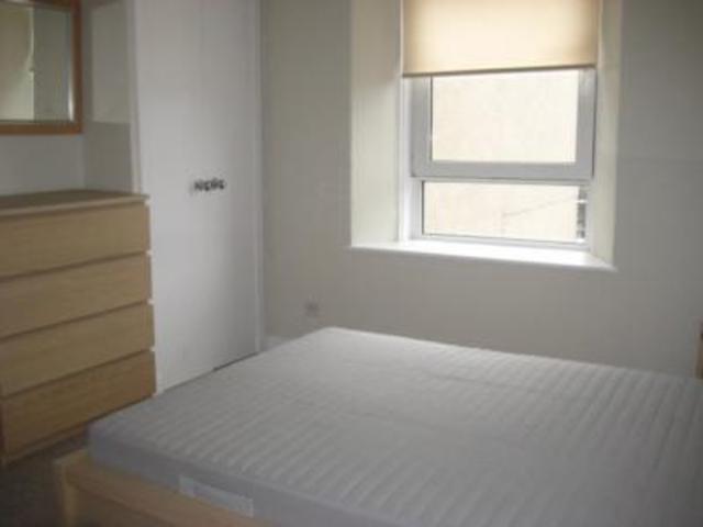  Image of 1 bedroom Flat to rent in Holburn Street Aberdeen AB10 at Ferryhill Aberdeen Aberdeen, AB10 7GS