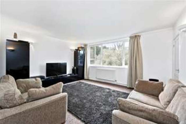  Image of 2 bedroom Maisonette to rent in River View Hollies Court Addlestone KT15 at Addlestone, KT15 2NA