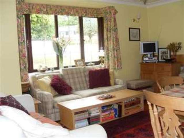  Image of 4 bedroom Detached house to rent in Holly Walk Finedon Wellingborough NN9 at Finedon Northants, NN9 5NJ
