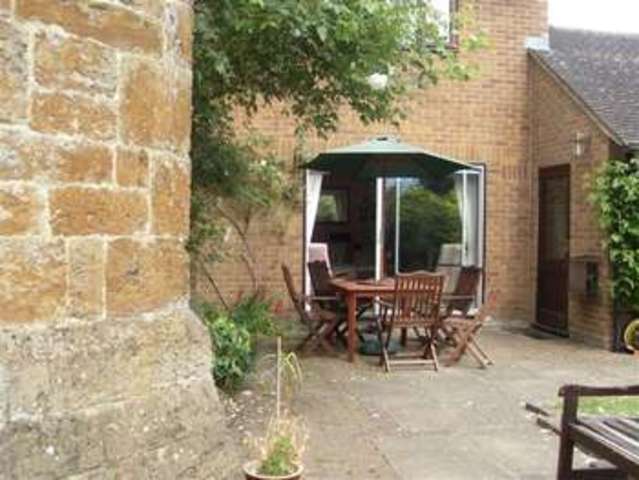  Image of 4 bedroom Detached house to rent in Holly Walk Finedon Wellingborough NN9 at Finedon Northants, NN9 5NJ