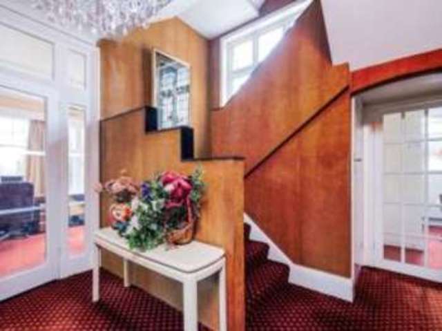 Image of 7 bedroom Detached house for sale in Hucknall Road Nottingham NG5 at Nottingham Nottinghamshire Woodthorpe, NG5 1FS