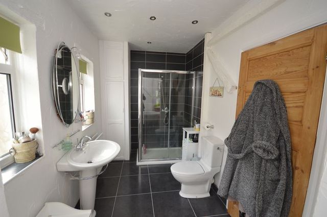  Image of 4 bedroom Detached house for sale in Humberstone Close Luton LU4 at Humberstone Close  Luton, LU4 9ST