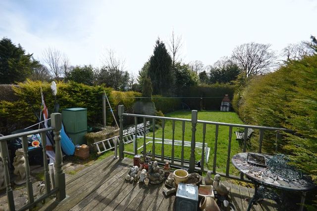  Image of 4 bedroom Detached house for sale in Humberstone Close Luton LU4 at Humberstone Close  Luton, LU4 9ST