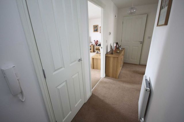  Image of 2 bedroom Flat for sale in Hylton Avenue Skelton-in-Cleveland Saltburn-by-the-Sea TS12 at Hylton Avenue Skelton-In-Cleveland Saltburn-By-The-Sea, TS12 2EP