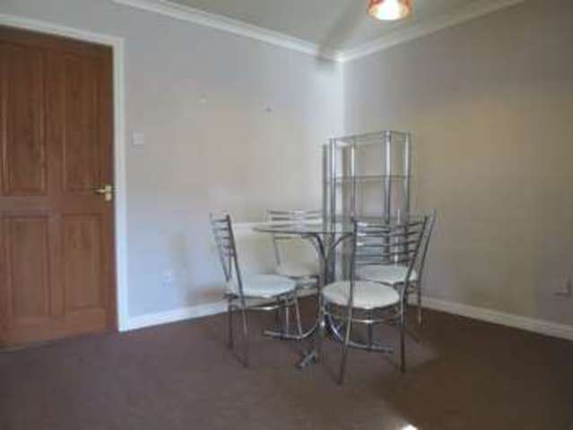  Image of 2 bedroom Flat to rent in Ibbetson Mews Churwell Morley Leeds LS27 at Ibbetson Mews Morley Leeds, LS27 7UH