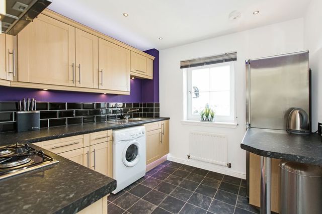  Image of 2 bedroom Flat for sale in Inverewe Place Dunfermline KY11 at Inverewe Place  Dunfermline, KY11 8FW