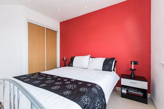  Image of 2 bedroom Flat for sale in Inverewe Place Dunfermline KY11 at Inverewe Place  Dunfermline, KY11 8FW