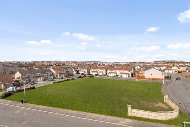  Image of 2 bedroom Flat for sale in Inverewe Place Dunfermline KY11 at Inverewe Place  Dunfermline, KY11 8FW