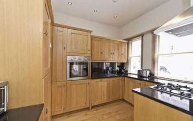  Image of 4 bedroom Flat to rent in Kendal Street London W2 at Kendal Street  London, W2 2BP