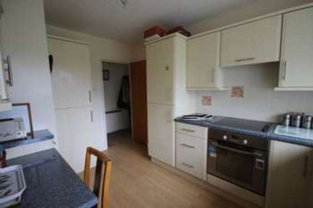  Image of 2 bedroom Flat for sale in Kenn Road Clevedon BS21 at Kenn Road  Clevedon, BS21 6LB