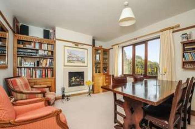  Image of 3 bedroom Detached house for sale in Kennington Road Kennington Oxford OX1 at Kennington Road Kennington Oxford, OX1 5PB