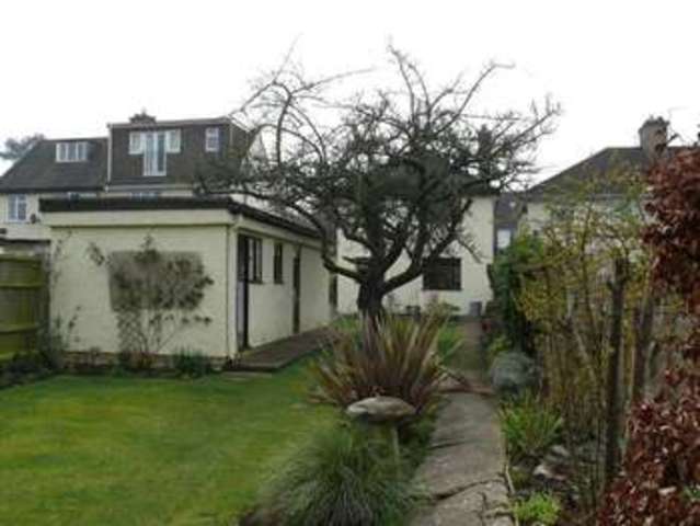  Image of 3 bedroom Detached house for sale in Kennington Road Kennington Oxford OX1 at Kennington Road Kennington Oxford, OX1 5PB