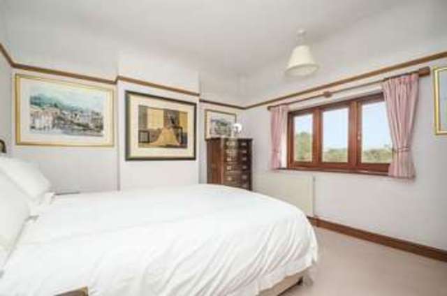  Image of 3 bedroom Detached house for sale in Kennington Road Kennington Oxford OX1 at Kennington Road Kennington Oxford, OX1 5PB