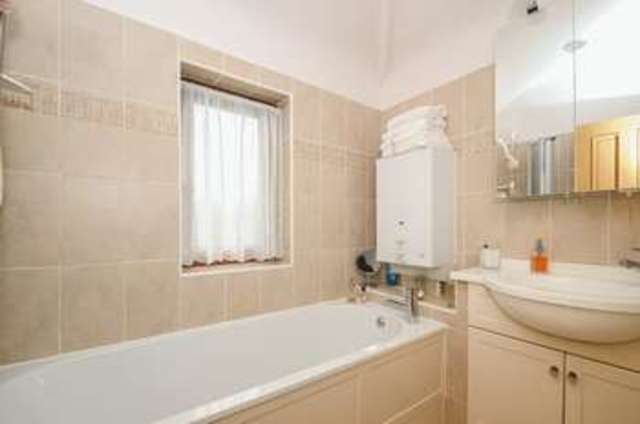  Image of 3 bedroom Detached house for sale in Kennington Road Kennington Oxford OX1 at Kennington Road Kennington Oxford, OX1 5PB