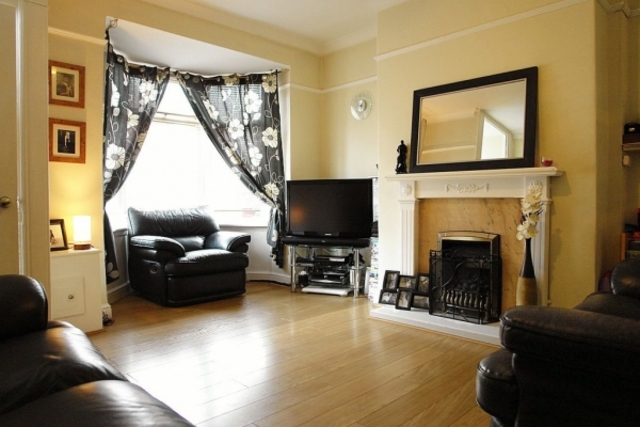  Image of 2 bedroom Terraced house for sale in Kenwood Road Royton Oldham OL1 at Oldham OL1 2NY Oldham, OL1 2NY