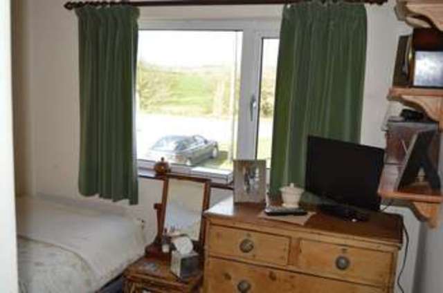  Image of 3 bedroom Terraced house for sale in Keysoe Road Thurleigh Bedford MK44 at Keysoe Road Thurleigh Bedford, MK44 2DZ