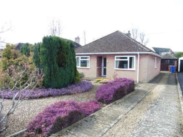  Image of 3 bedroom Detached house for sale in Banbury Road Kidlington OX5 at Kidlington Oxfordshire, OX5 1AJ