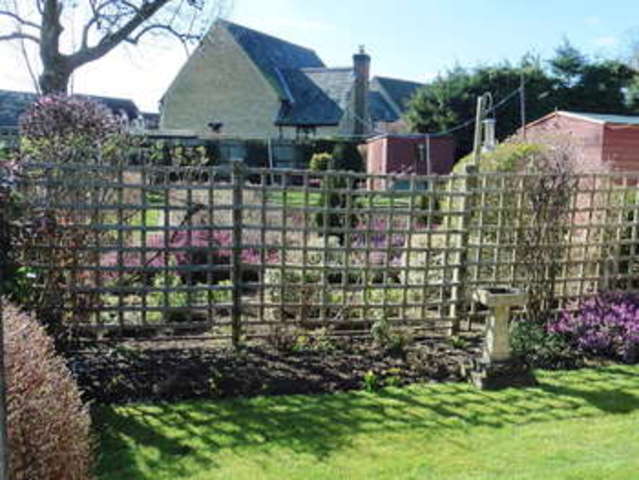  Image of 3 bedroom Detached house for sale in Banbury Road Kidlington OX5 at Kidlington Oxfordshire, OX5 1AJ